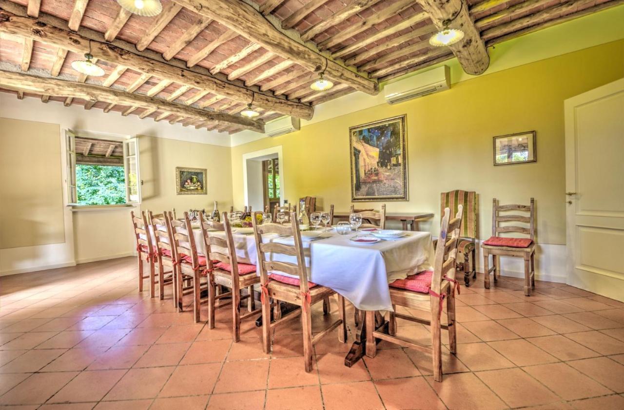 Lucca Cycling Holidays Il Tiglio Eksteriør bilde